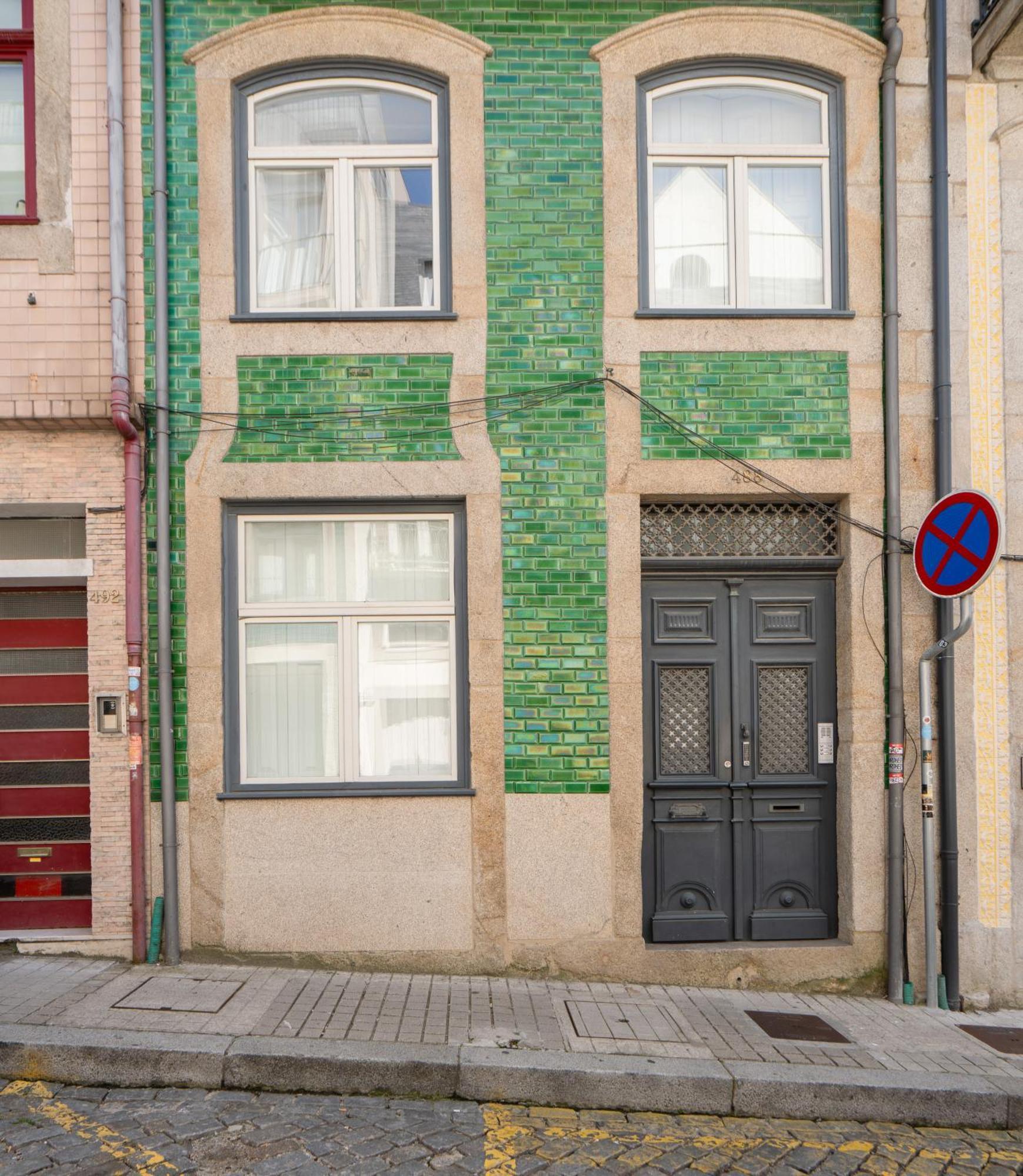 Ferienwohnung Host Wise - Bright Downtown Flat W Terrace Porto Exterior foto